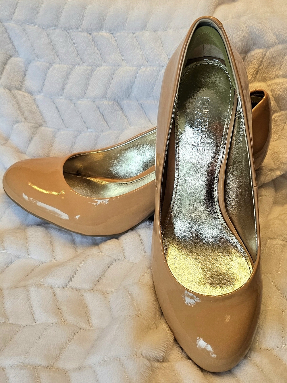 Kenneth Cole Reaction Nude Patent Round-Toe Pumps